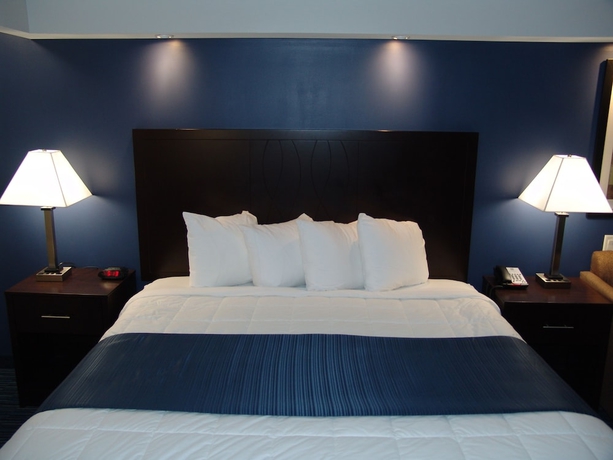Imagen de la habitación del Hotel ECONO LODGE DOWNTOWN, Syracuse. Foto 12