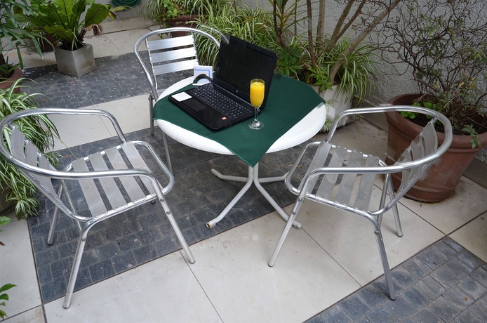 Imagen de los exteriores del Hotel ECUADOR HOTEL. Foto 13