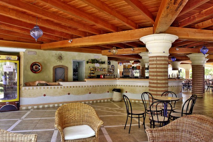 Imagen general del Hotel EDEN VILLAGE COLOSTRAI. Foto 7