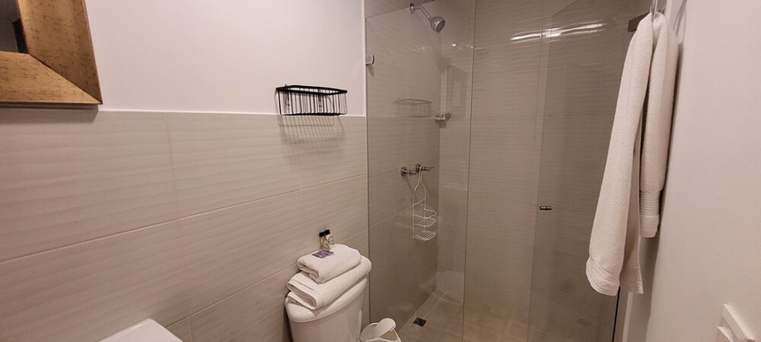 Imagen de la habitación del Hotel EDIFICIO FENICIA. Foto 16
