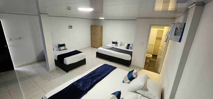 Imagen de la habitación del Hotel EDIFICIO REGATA INN. Foto 13