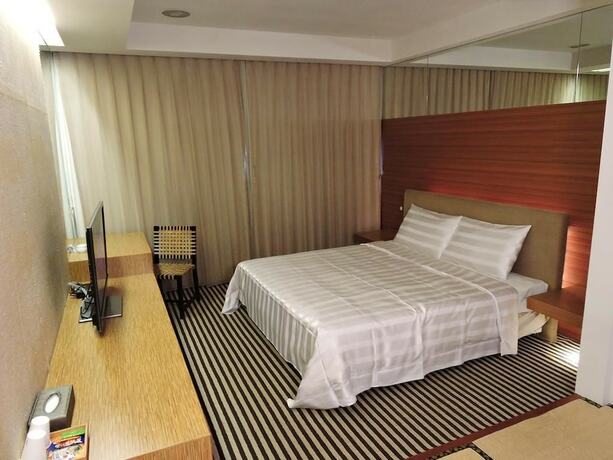 Imagen general del Hotel EDINBURGH Motel. Foto 6