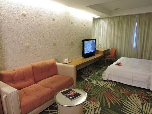 Imagen general del Hotel EDINBURGH Motel. Foto 10