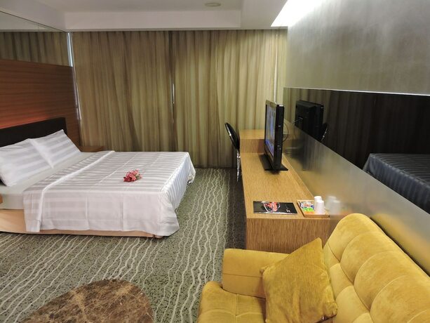 Imagen general del Hotel EDINBURGH Motel. Foto 14