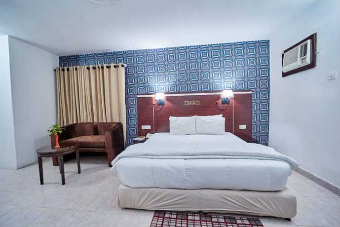 Imagen de la habitación del Hotel EEMJMs and Suites Limited. Foto 18