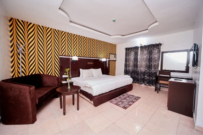 Imagen de la habitación del Hotel EEMJMs and Suites Limited. Foto 19