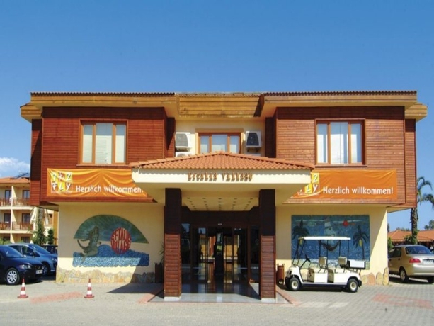 Imagen general del Hotel EFTALIA VILLAGE. Foto 4