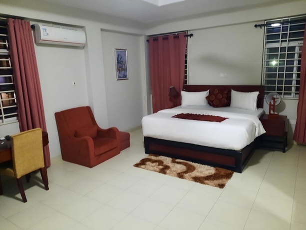 Imagen de la habitación del Hotel EFUA ANOAH HOTEL and APARTMENT. Foto 2