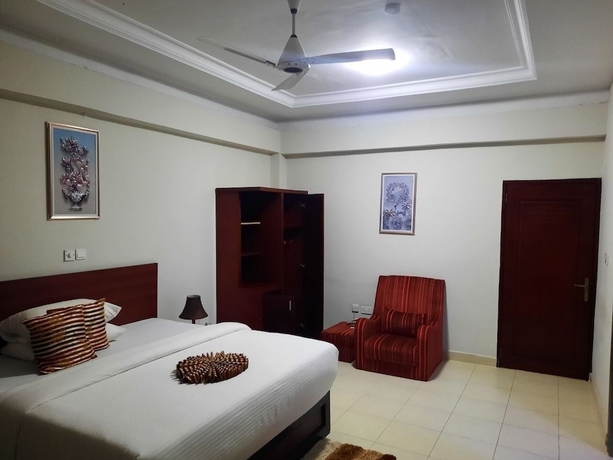 Imagen de la habitación del Hotel EFUA ANOAH HOTEL and APARTMENT. Foto 5