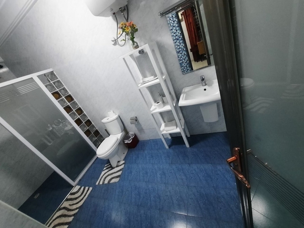 Imagen de la habitación del Hotel EFUA ANOAH HOTEL and APARTMENT. Foto 12