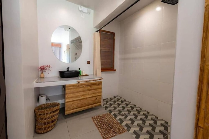 Imagen de la habitación del Hotel E-Fun Dive Resort. Foto 10