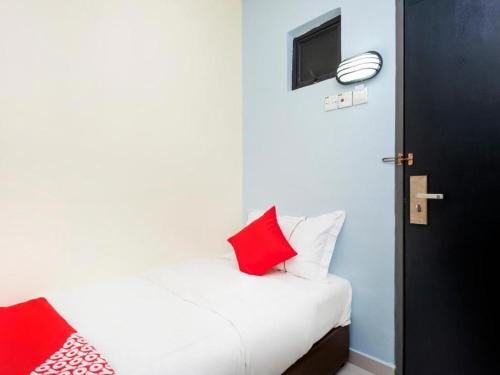 Imagen general del Hotel EG, Setia Tropika, JB. Foto 6