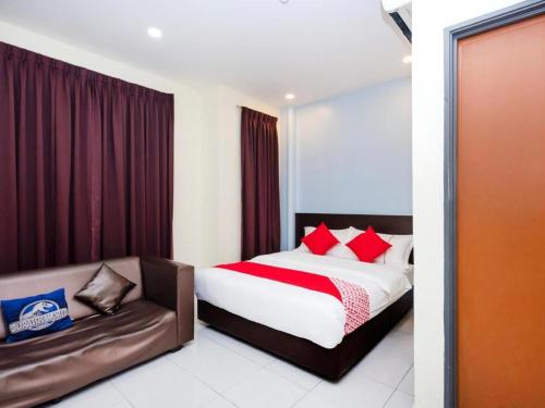 Imagen general del Hotel EG, Setia Tropika, JB. Foto 9