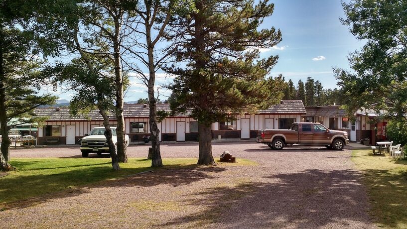 Imagen general del Hotel EGM Cabins and Apartments. Foto 12