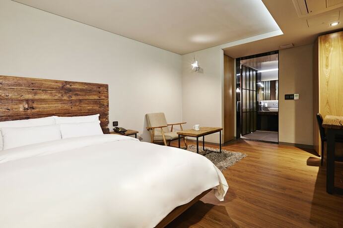 Imagen general del Hotel E-HOTEL. Foto 1