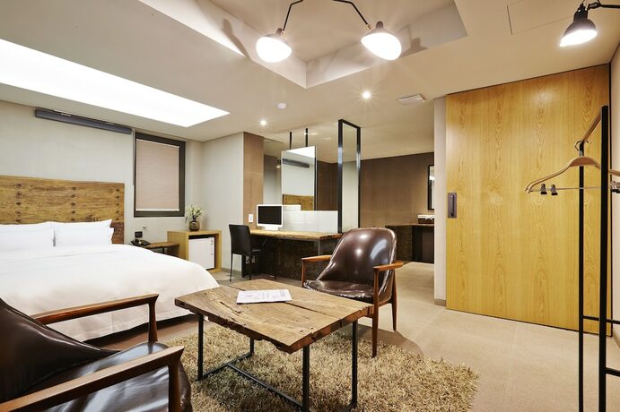 Imagen de la habitación del Hotel E-HOTEL. Foto 4