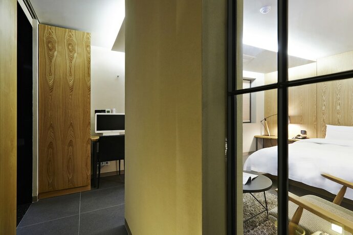 Imagen de la habitación del Hotel E-HOTEL. Foto 9