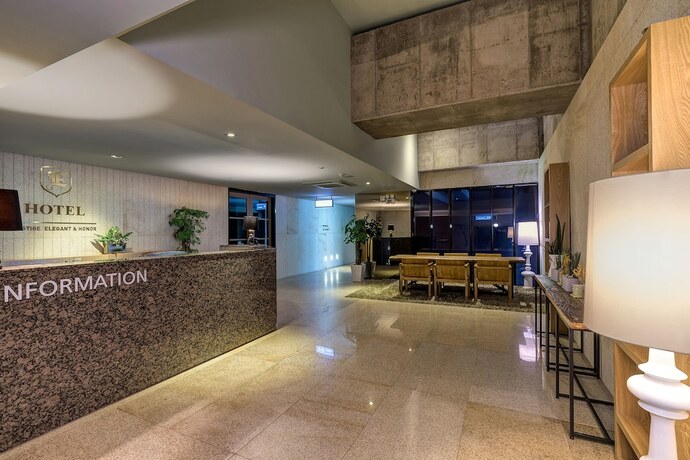 Imagen de los interiores del Hotel E-HOTEL. Foto 17