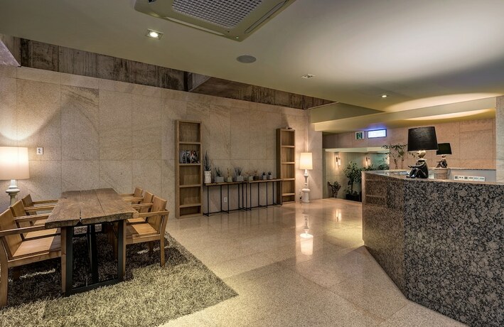 Imagen de los interiores del Hotel E-HOTEL. Foto 18