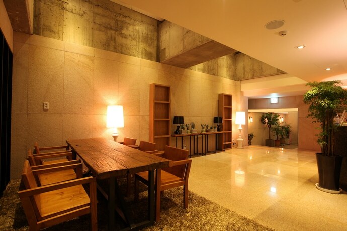Imagen de los interiores del Hotel E-HOTEL. Foto 19