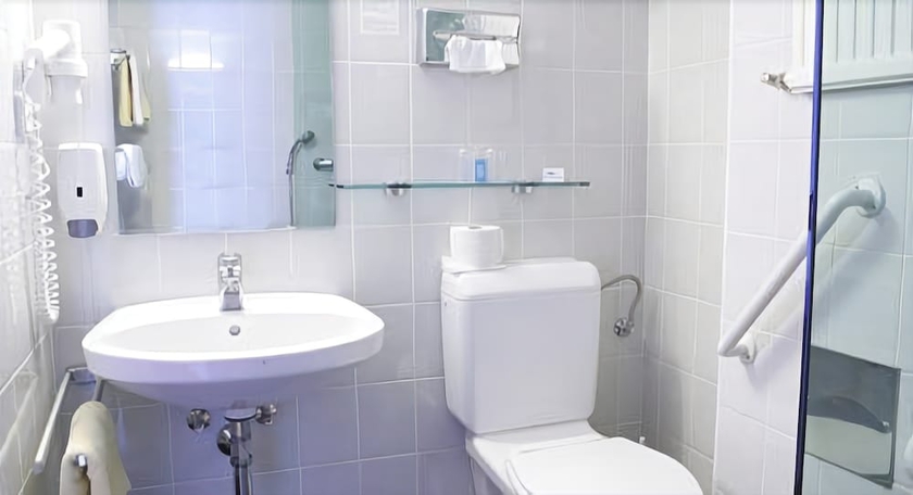 Imagen de la habitación del Hotel EKAZENT SCH&Ouml;NBRUNN. Foto 12