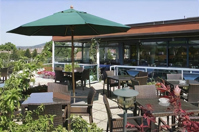 Imagen del bar/restaurante del Hotel EKAZENT SCH&Ouml;NBRUNN. Foto 6