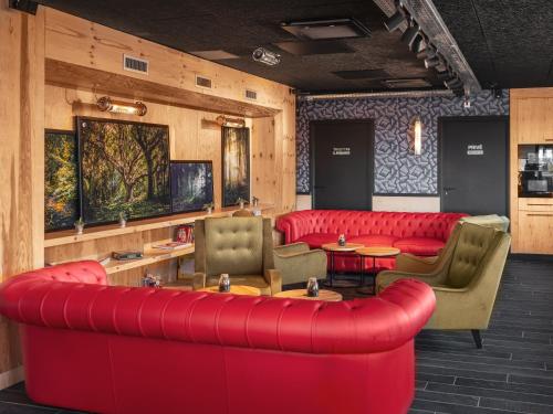 Imagen general del Hotel EKLO Paris Porte de Versailles. Foto 8