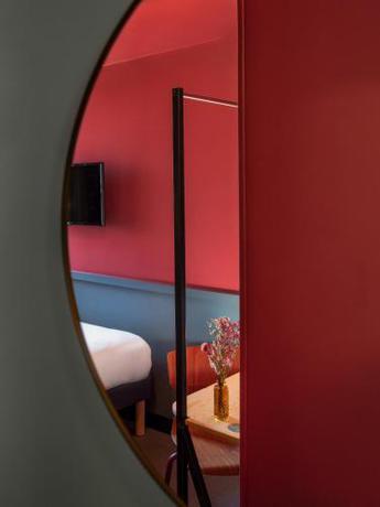 Imagen de la habitación del Hotel EKLO Paris Porte de Versailles. Foto 13