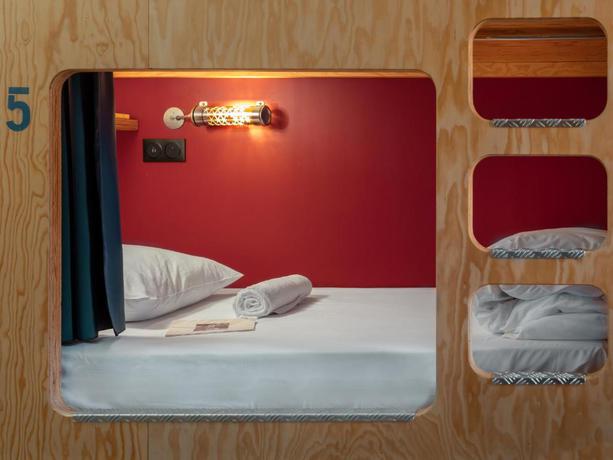 Imagen de la habitación del Hotel EKLO Paris Porte de Versailles. Foto 20