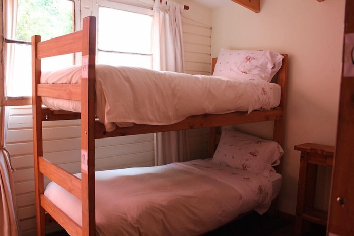 Imagen de la habitación del Hotel EL ARBOL HOSTEL. Foto 17