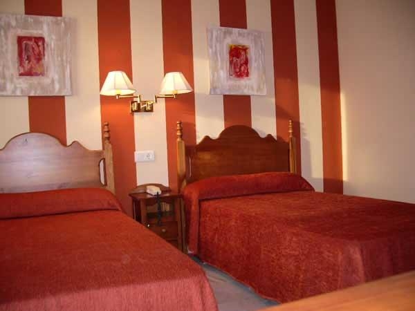 Imagen general del Hotel EL DESEMBARCO. Foto 2