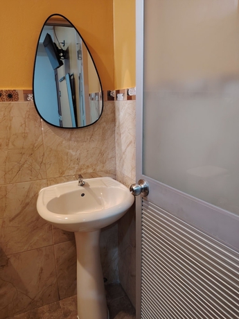 Imagen de la habitación del Hotel EL ENCANTO HOTEL. Foto 15