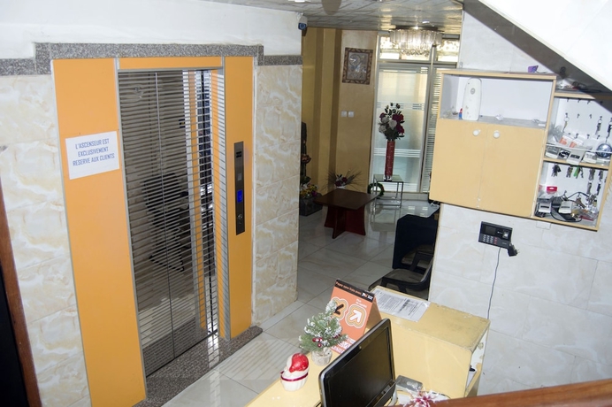 Imagen de los interiores del Hotel EL MIMOSA COMPLEX, Bonagang. Foto 17