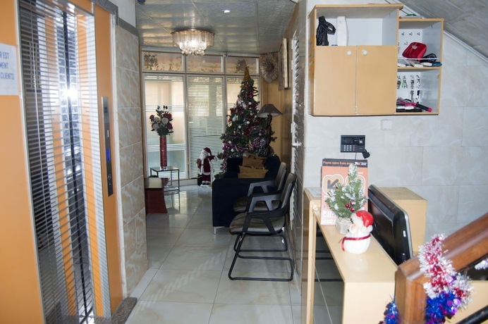 Imagen de los interiores del Hotel EL MIMOSA COMPLEX, Bonagang. Foto 18