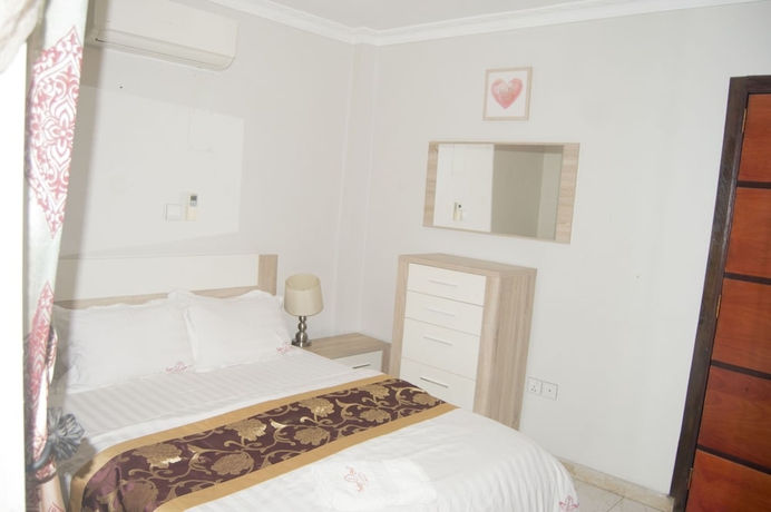 Imagen de la habitación del Hotel EL MIMOSA COMPLEX, Bonagang. Foto 9