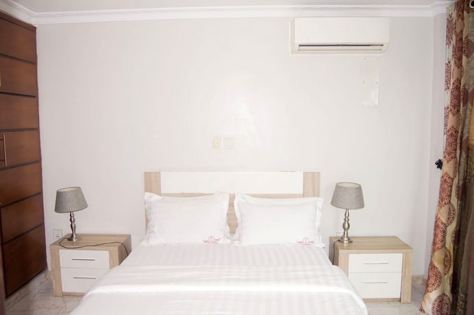 Imagen de la habitación del Hotel EL MIMOSA COMPLEX, Bonagang. Foto 11