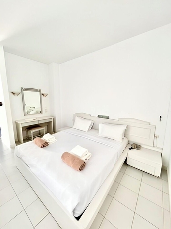 Imagen de la habitación del Hotel EL SOL HOTEL. Foto 2