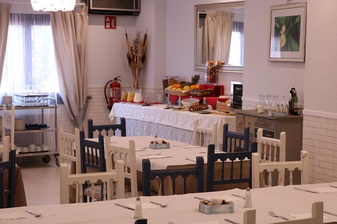 Imagen del bar/restaurante del Hotel EL SUEÑO DEL INFANTE. Foto 1