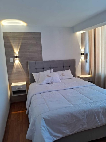 Imagen de la habitación del Hotel EL Virrey Suite. Foto 5