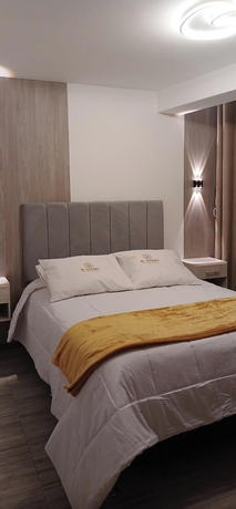 Imagen de la habitación del Hotel EL Virrey Suite. Foto 7