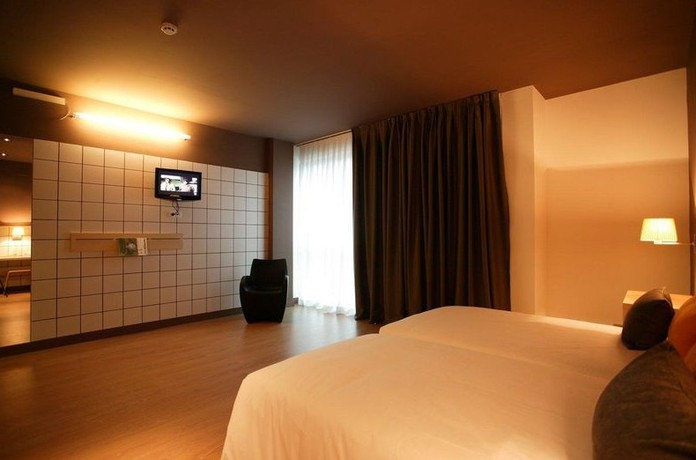 Imagen de la habitación del Hotel ELE Hotelandgo Arasur. Foto 7