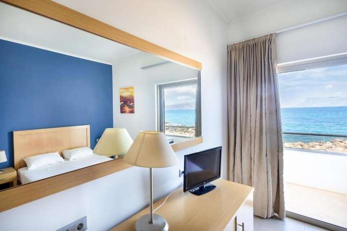 Imagen de la habitación del Hotel ELENA BEACH HOTEL. Foto 16