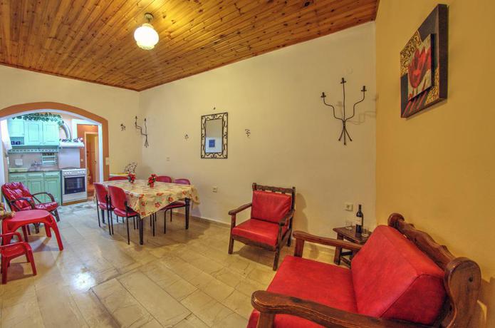 Imagen general del Hotel ELENI APARTMENTS. Foto 2