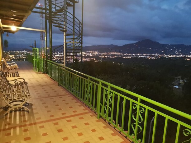 Imagen general del Hotel ELICERIO SALCEDO. Foto 1