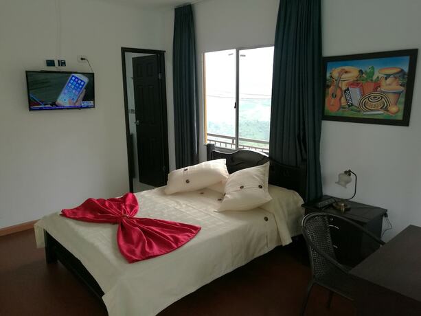 Imagen de la habitación del Hotel ELICERIO SALCEDO. Foto 17