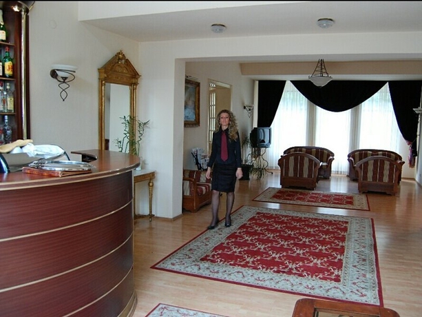 Imagen general del Hotel ELITE, Oradea. Foto 3