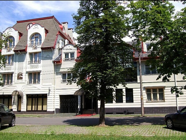 Imagen general del Hotel ELITE, Oradea. Foto 6