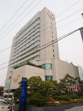 Imagen general del Hotel ELLUI. Foto 7