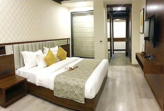 Imagen de la habitación del Hotel ELM, Chandigarh. Foto 5