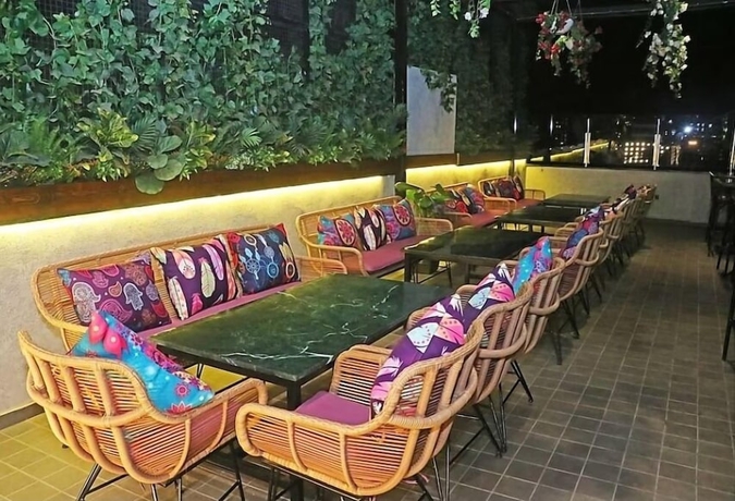 Imagen de la habitación del Hotel ELM, Chandigarh. Foto 9